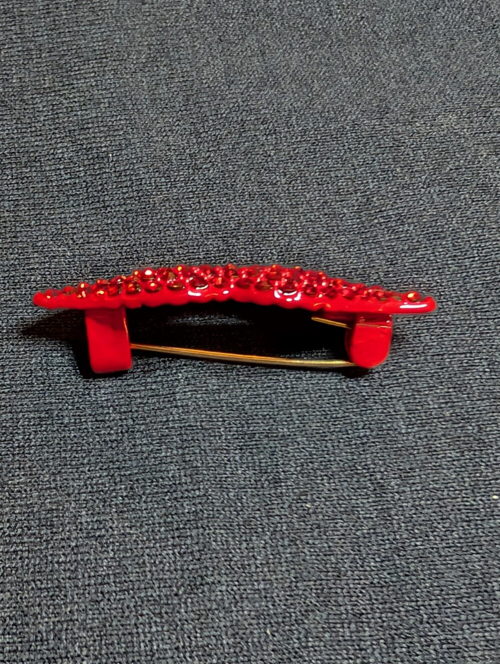 Red Crystal Lip Brooch - Women Jewelry - Picture 2 of 5